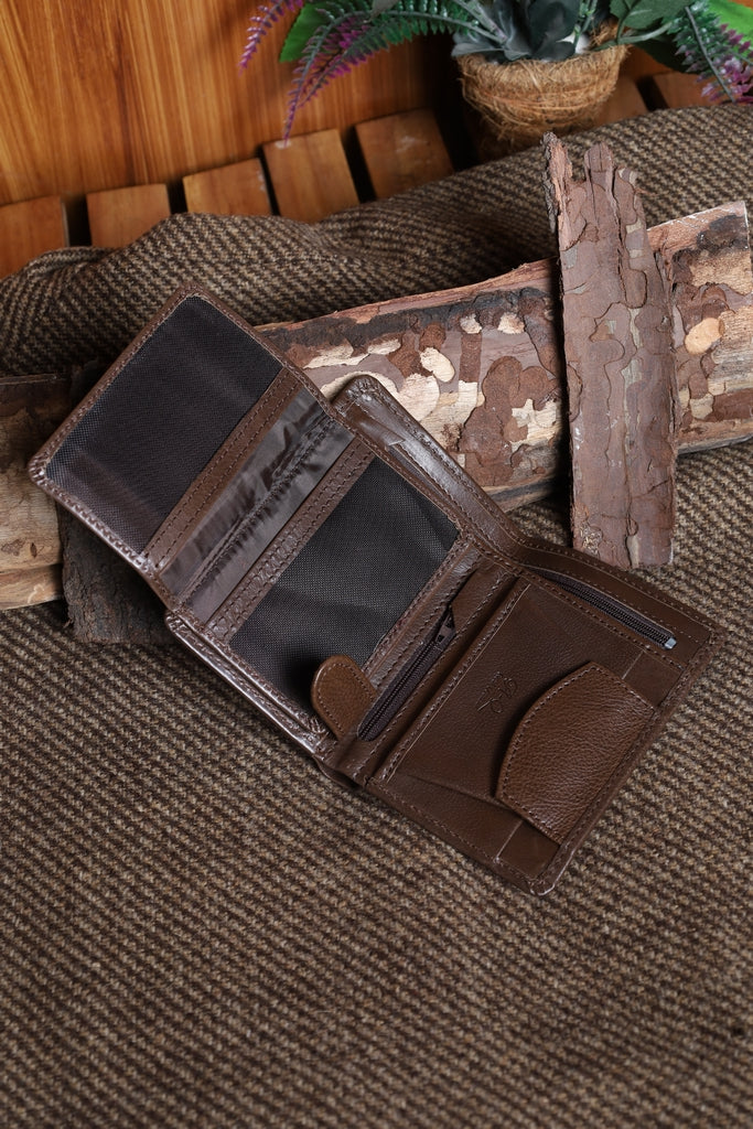 MasterFold –Leather Book L Wallet