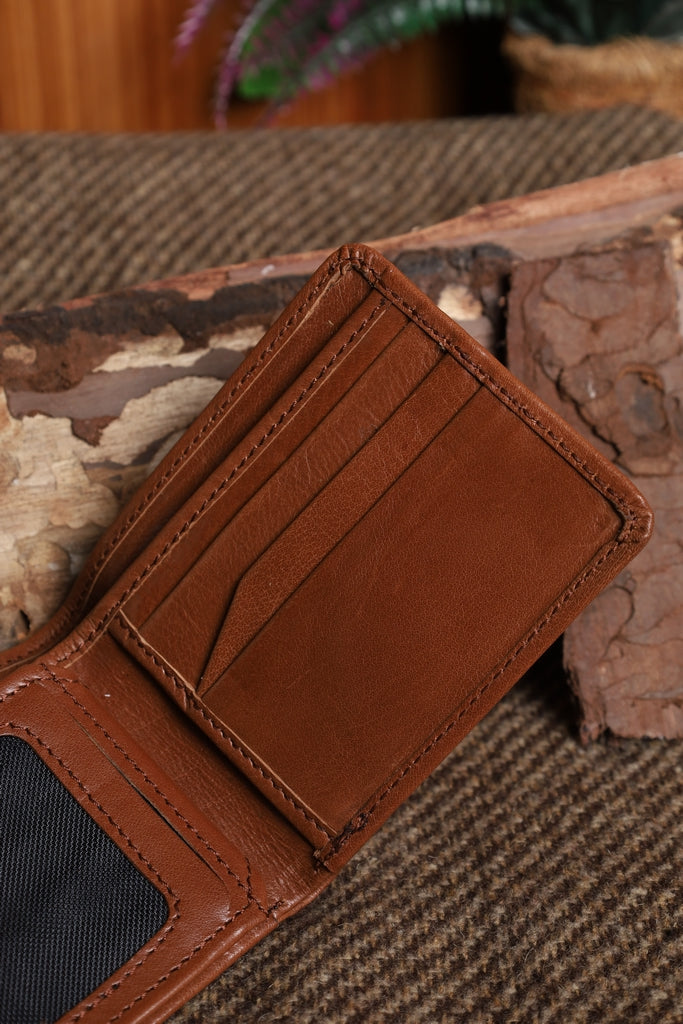 Slim Bifold Leather wallet