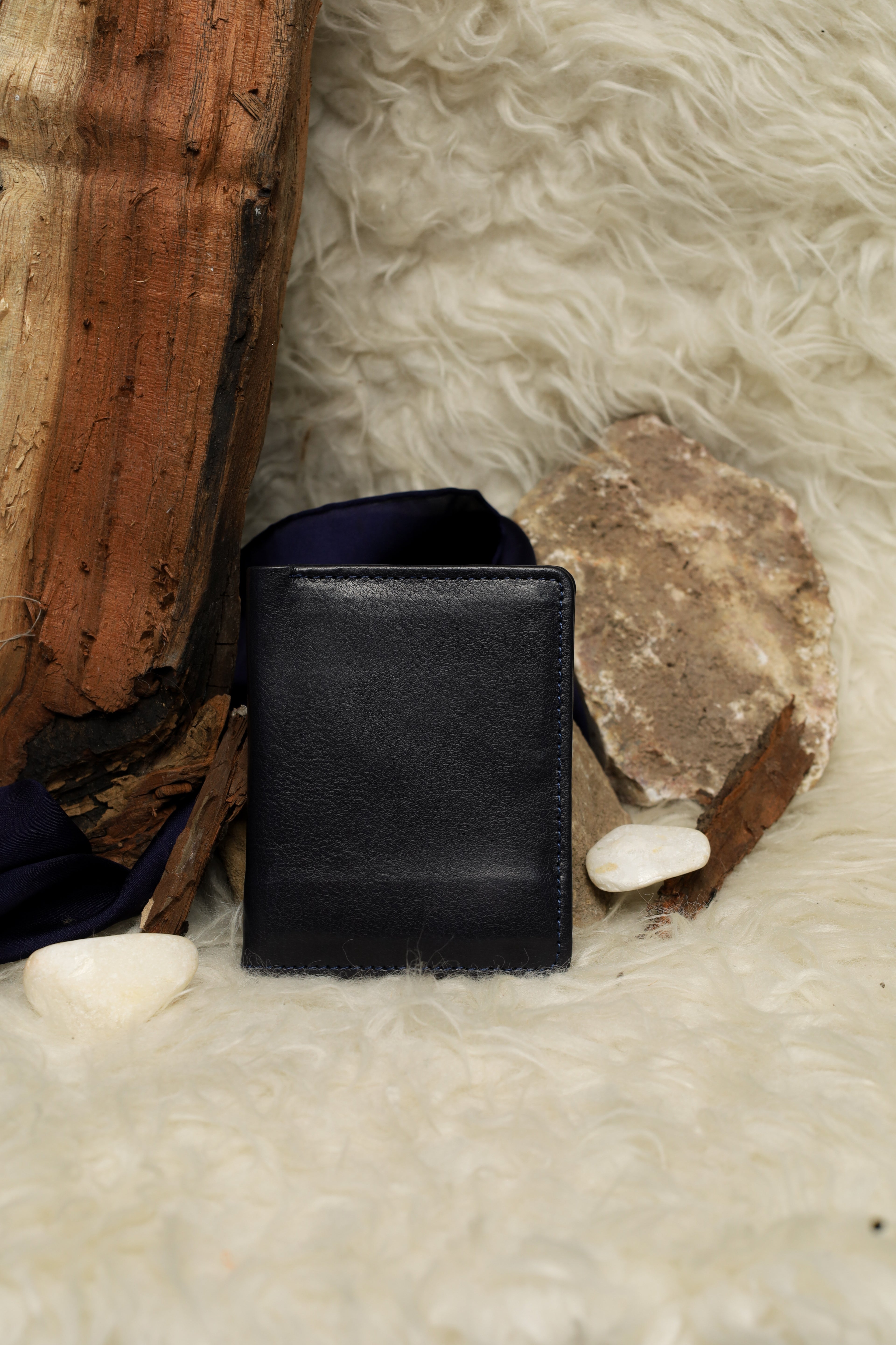 Book fold leather waller